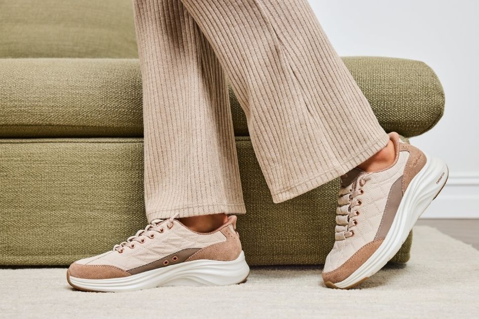 1_SKECHERS 945 X 630